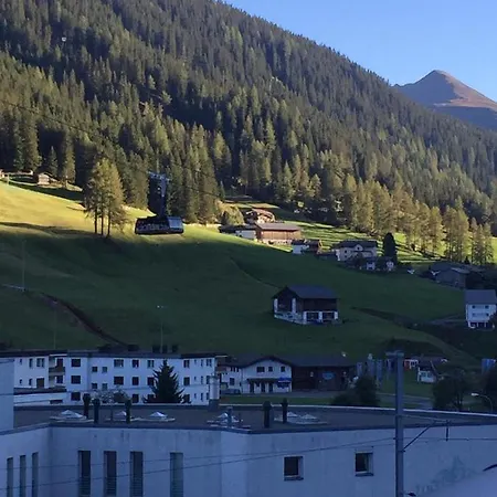 Swiss Alps Appartement *